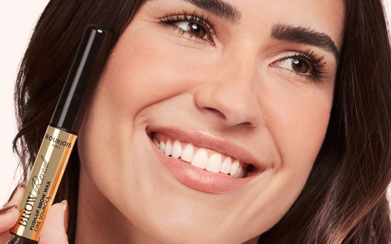 Maquillage à sourcils : obtenez des sourcils fournis