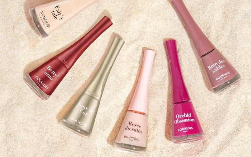 Routine beauté en voyage : les indispensables à retrouver dans sa trousse maquillage