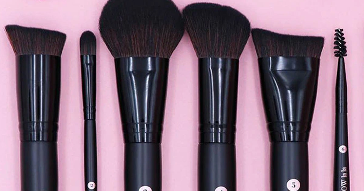 Accessoires et pinceaux maquillage yeux bourjois