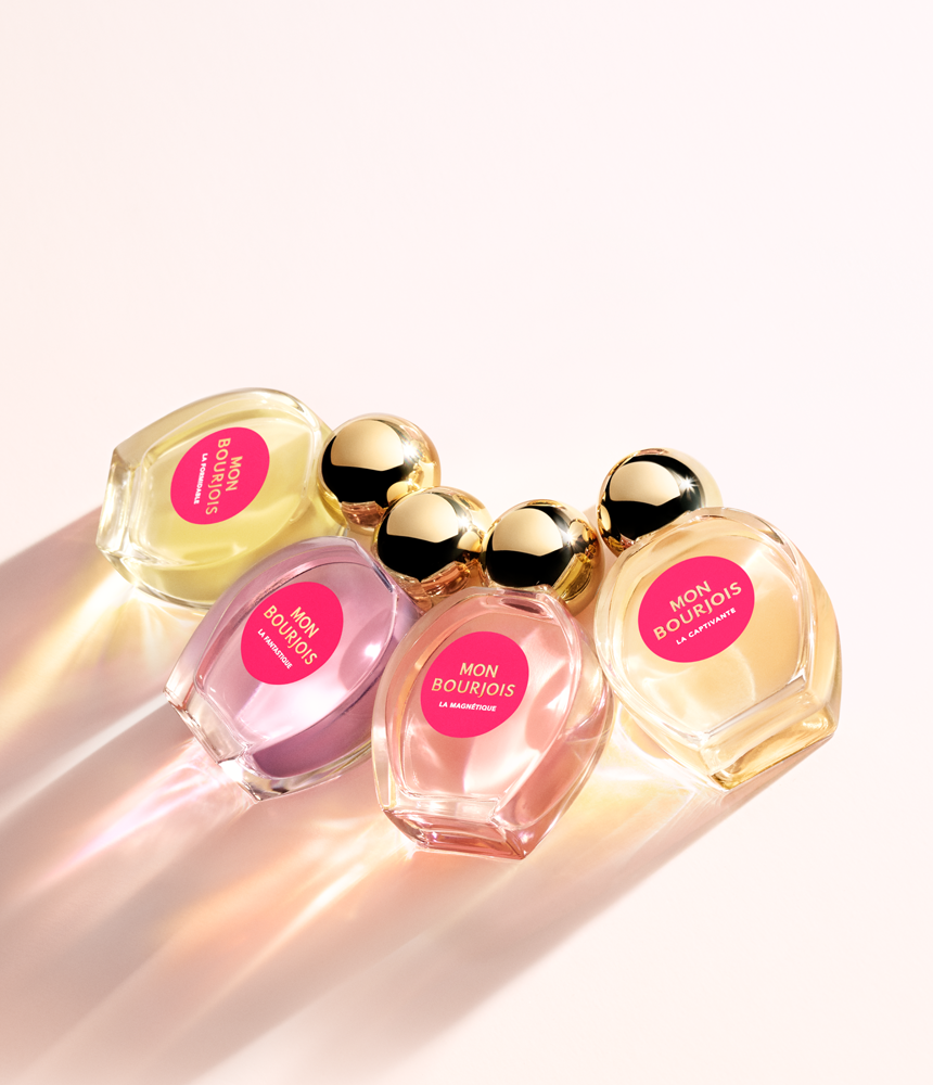 Quatre flacons d'eau de parfum pour femme Mon Bourjois